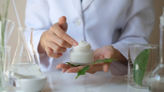 Hire Expert Contract Manufacturers for High-Quality Cosmetics Formulations.